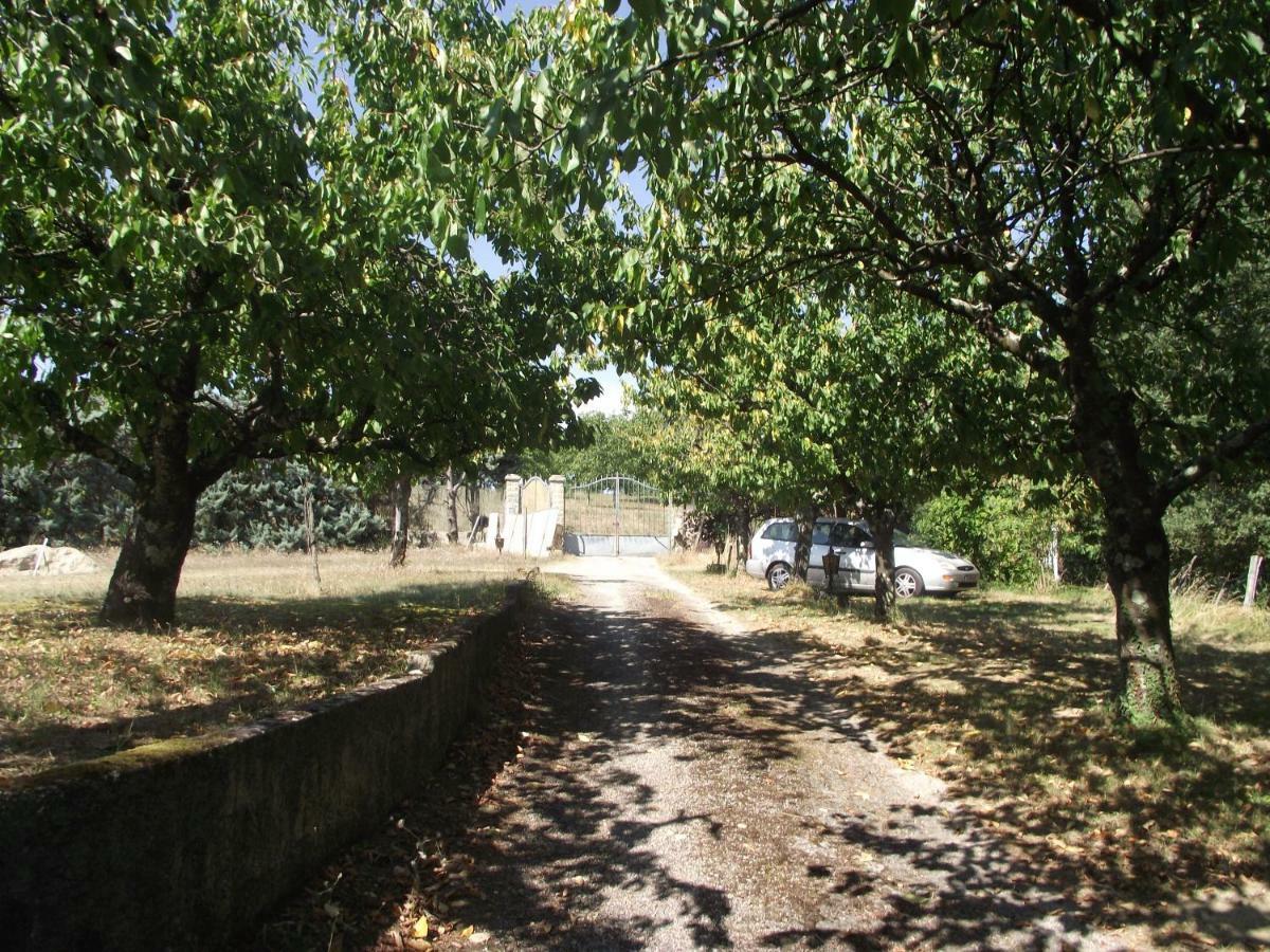 Domaine Des Cigales, Chambre D'Hotes Saint-Martin-d'Aout Bagian luar foto